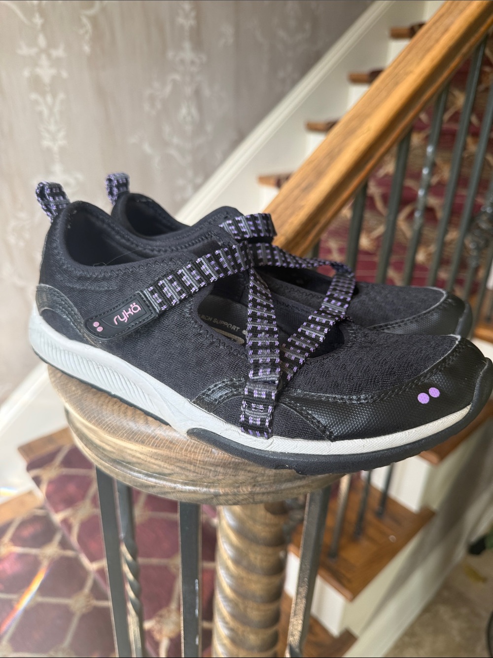 RYKA KAILEE womenโs athletic Mary Jane slip on sneaker 9 1/2